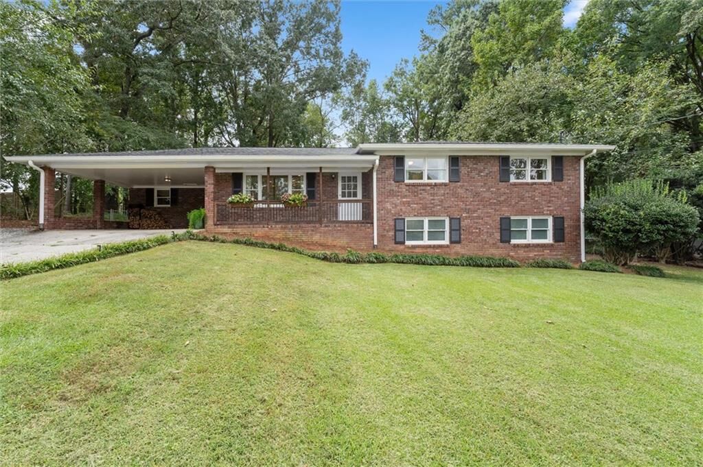 Property Photo:  1850 Donald Drive  GA 30062 