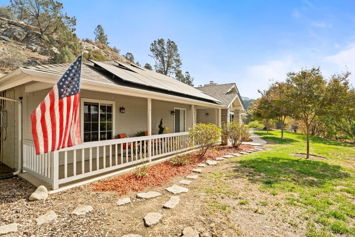 Property Photo:  30240 Gooseberry Lane  CA 93651 