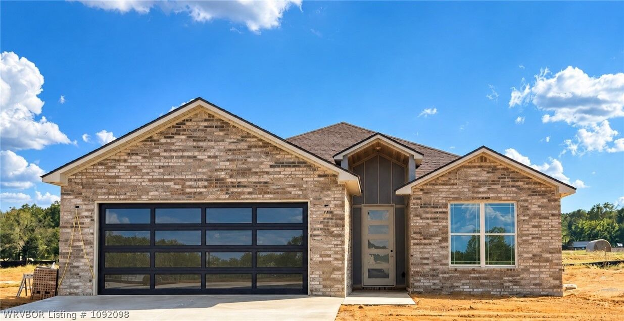 Property Photo:  2437 Brandywine Street  AR 72936 