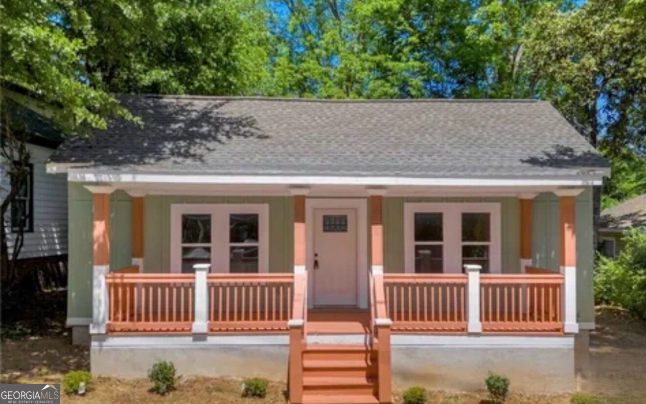 Property Photo: 442 Cleveland Avenue GA 30601