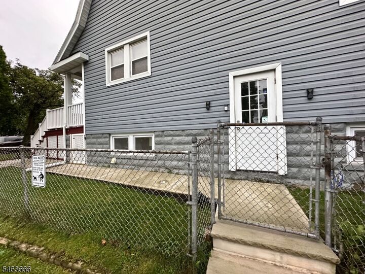 Property Photo:  2 Whittier St 1  NJ 07018 