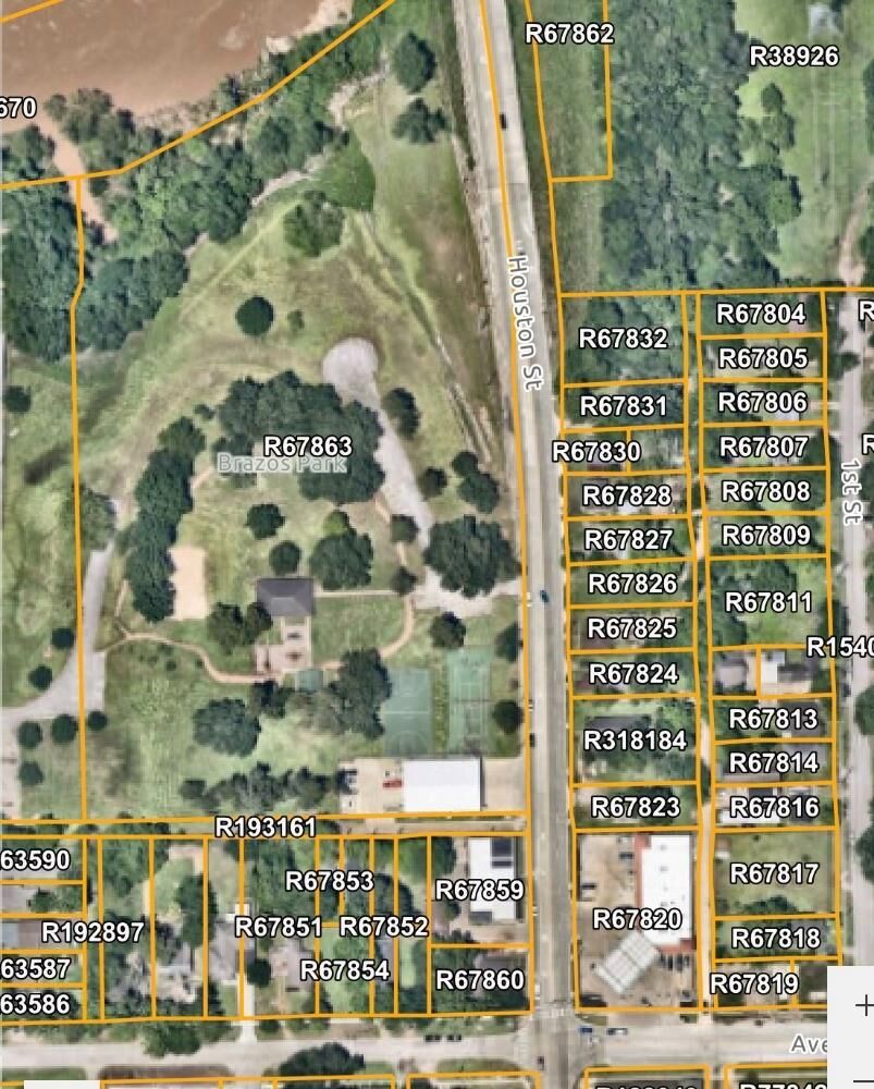 Property Photo:  405 Houston Street  TX 77471 