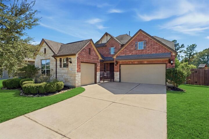 Property Photo: 22327 Whitecourt Drive TX 77375