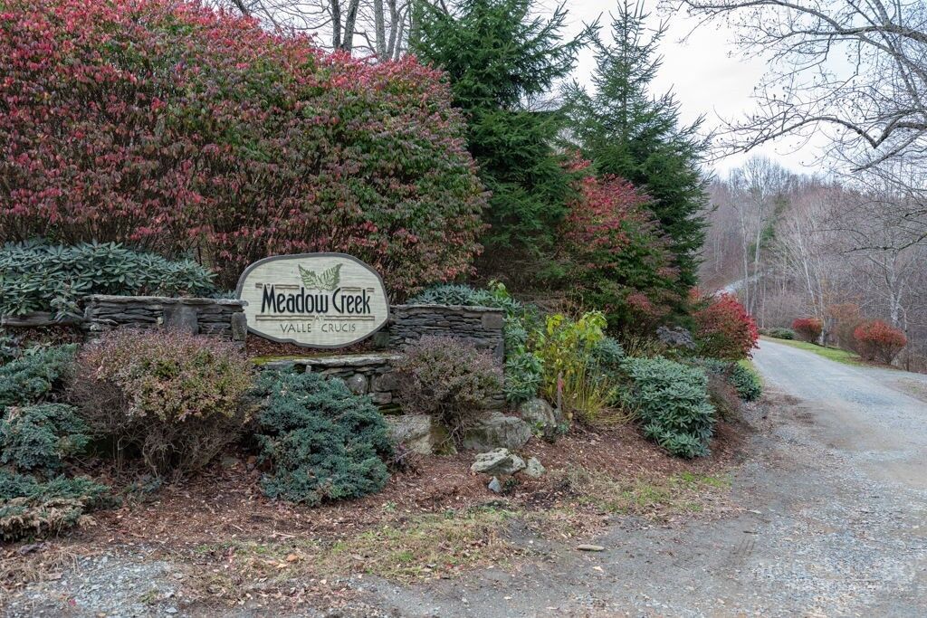 Property Photo:  Lot 33 Larkspur Trail  NC 28604 