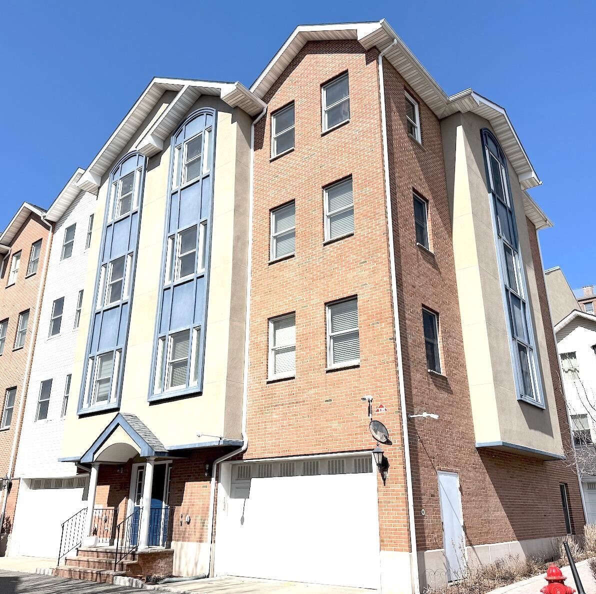 Property Photo:  620 38th St 604  NJ 07087 