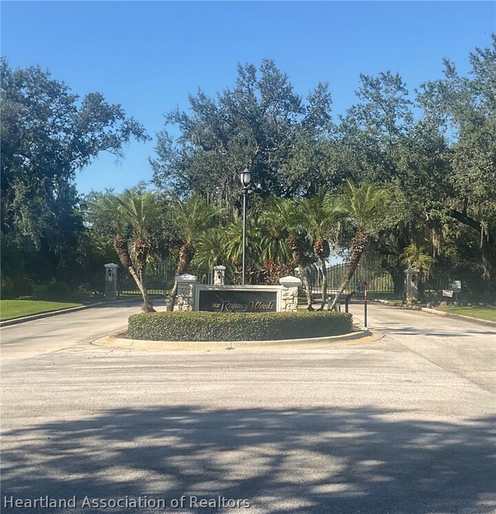 Property Photo:  5092 Lake Regency Drive  FL 33875 
