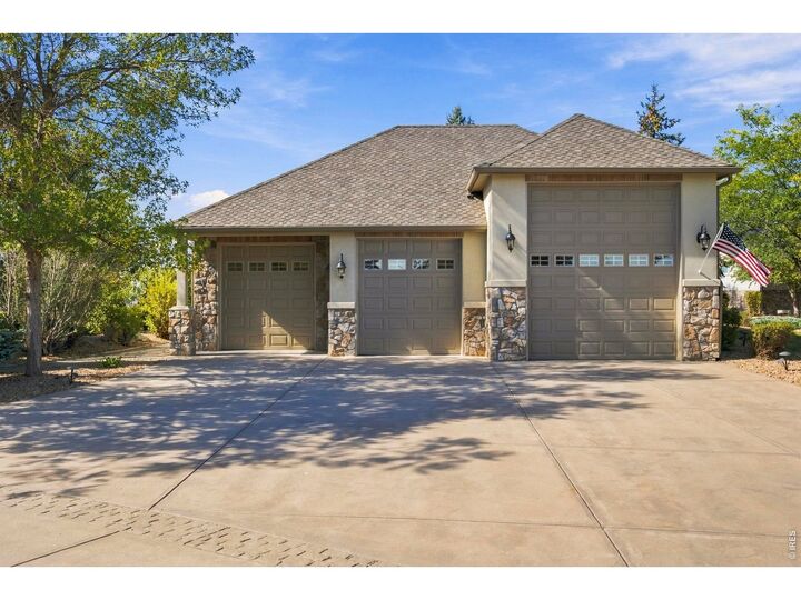 Property Photo: 2075 Doyle Dr CO 80513