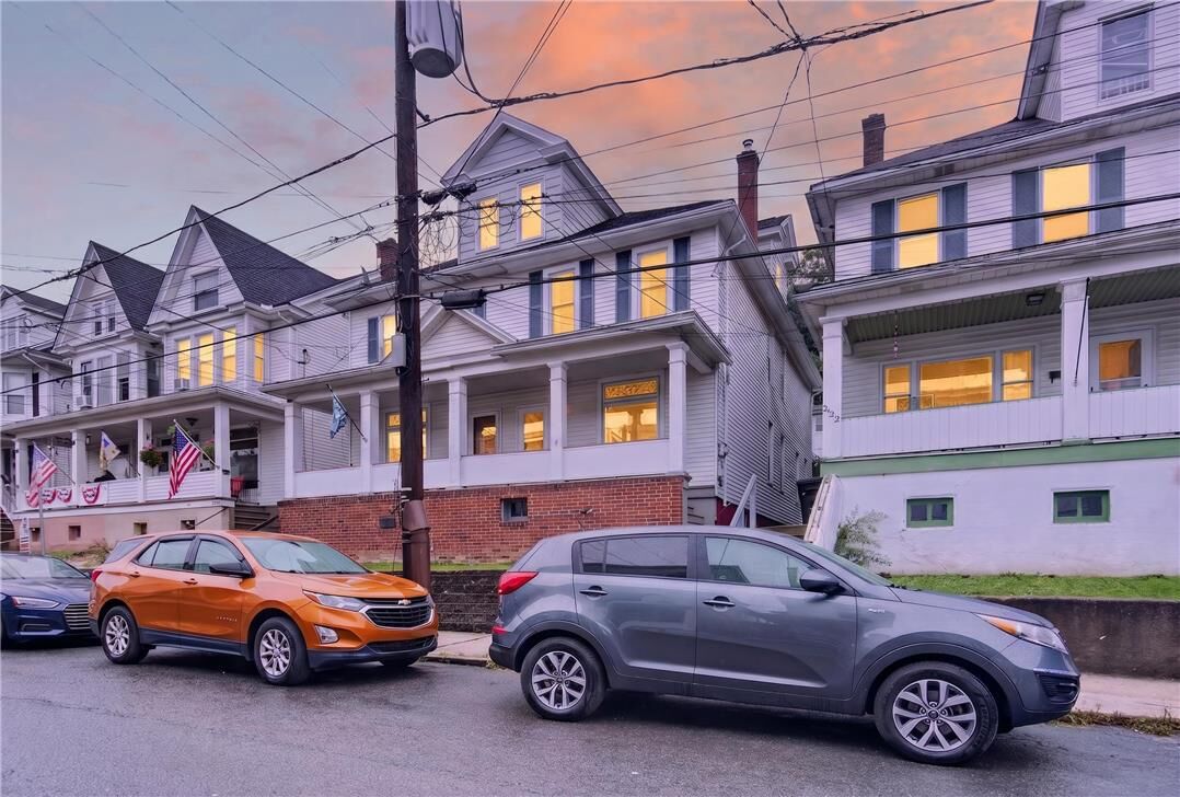 Property Photo: 624 Arlington Street PA 18252