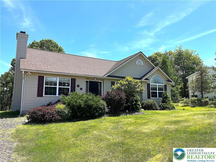 Property Photo:  1646 Clover Road  PA 18334 