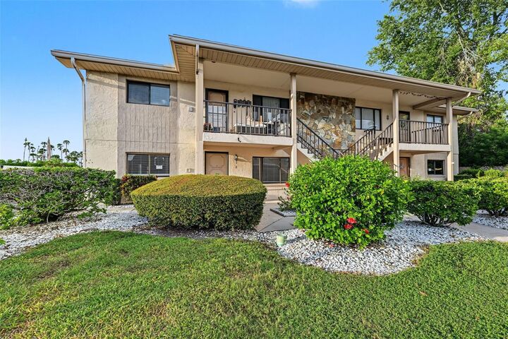 Property Photo:  9930 Eagles Point Circle 1  FL 34668 