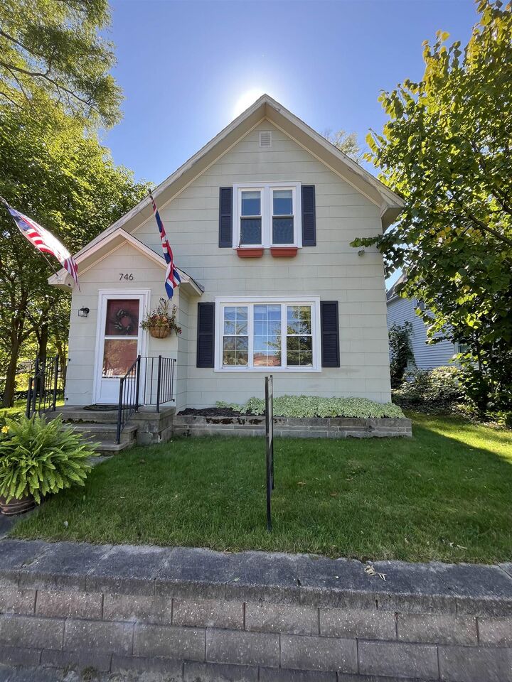 Property Photo:  746 Hannah Avenue  MI 49686 