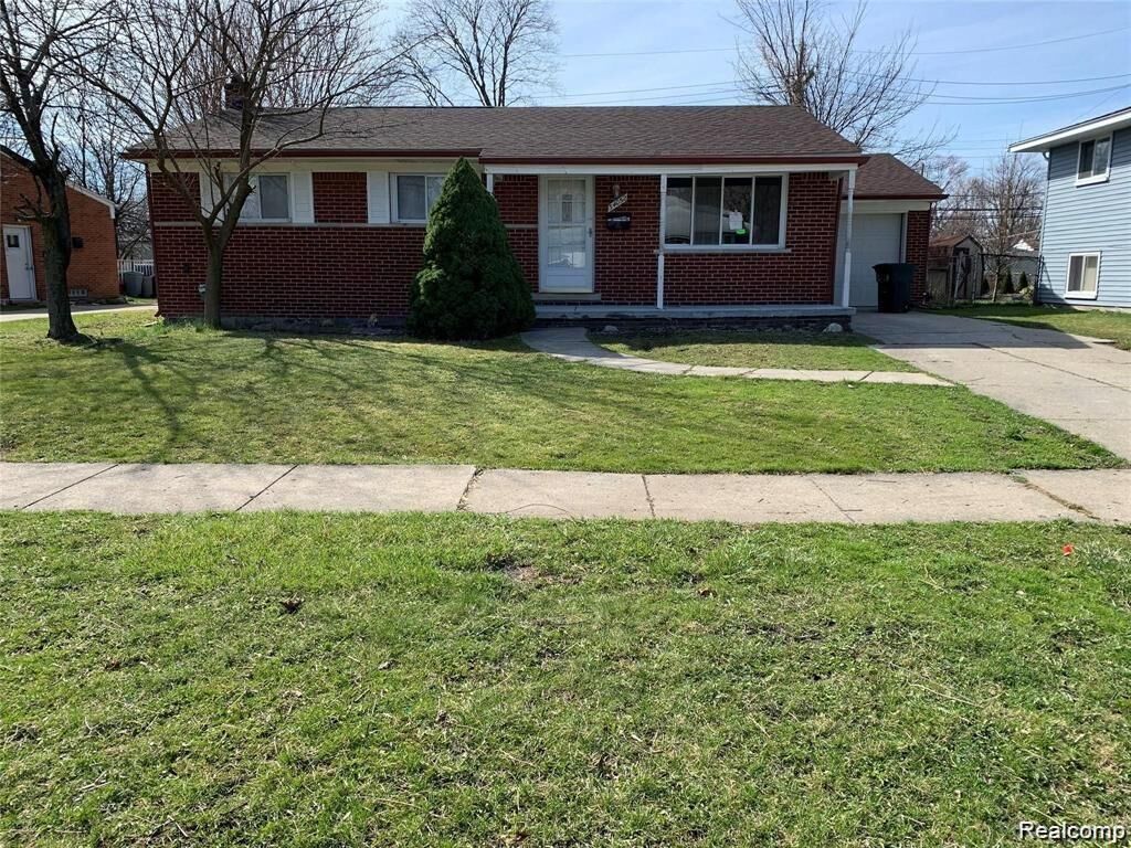 Property Photo: 34052 Viceroy Drive MI 48310 5873