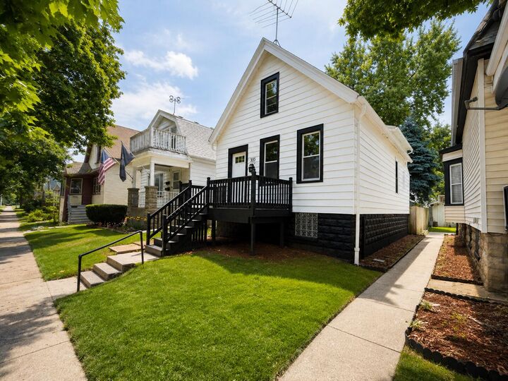 Property Photo:  335 N 41st St  WI 53208 