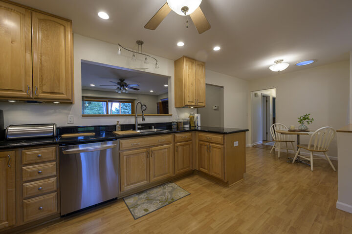 Property Photo: W262s3250 Ridge Rd WI 53189