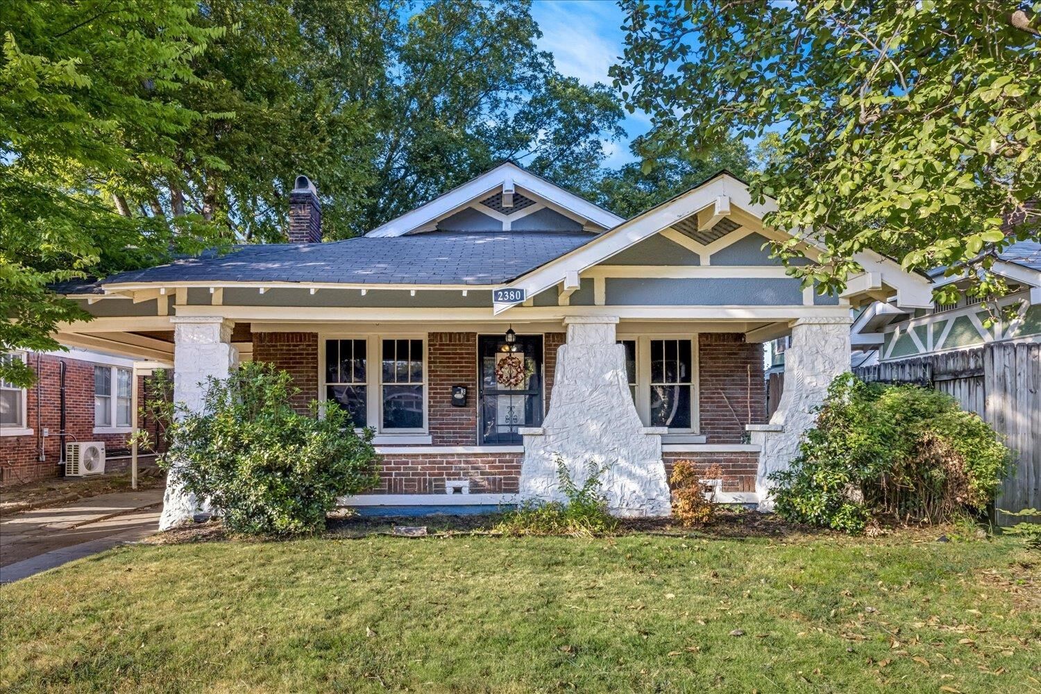 Property Photo:  2380 Parkway Pl  TN 38112 