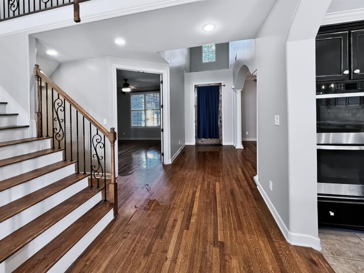 Property Photo: 10200 Woodbrook Cir TN 38002