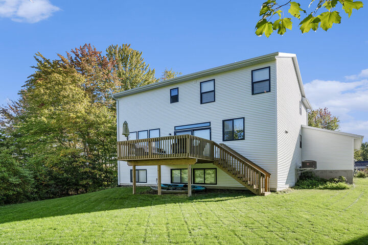 Property Photo:  17943 Spring Oak Drive  MI 49456 