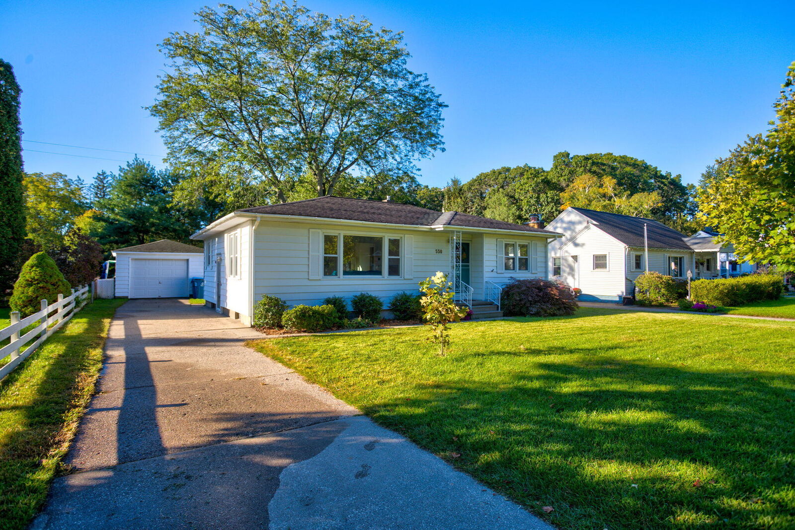 Property Photo: 530 Fleser Court MI 49456