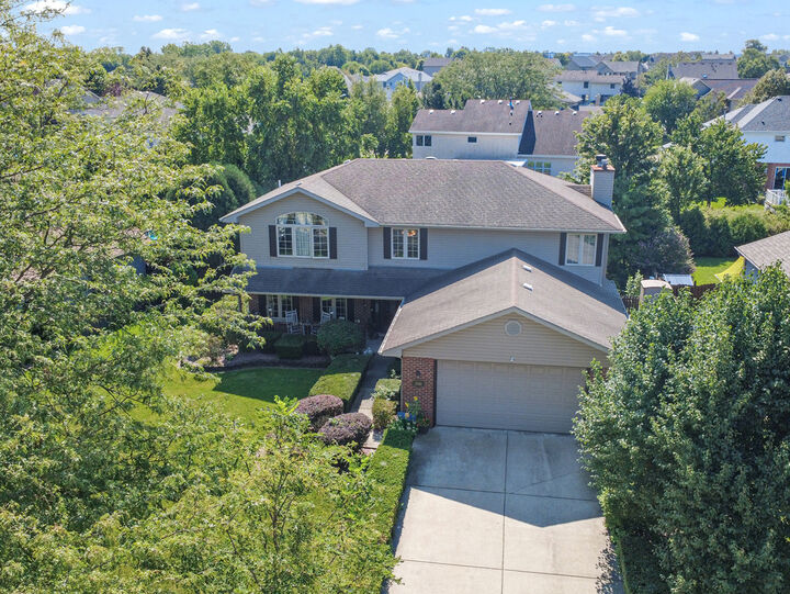 Property Photo:  2916 Sharon Drive  IL 60451 