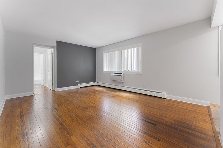 Property Photo:  6001 N Kenmore Avenue 307  IL 60660 