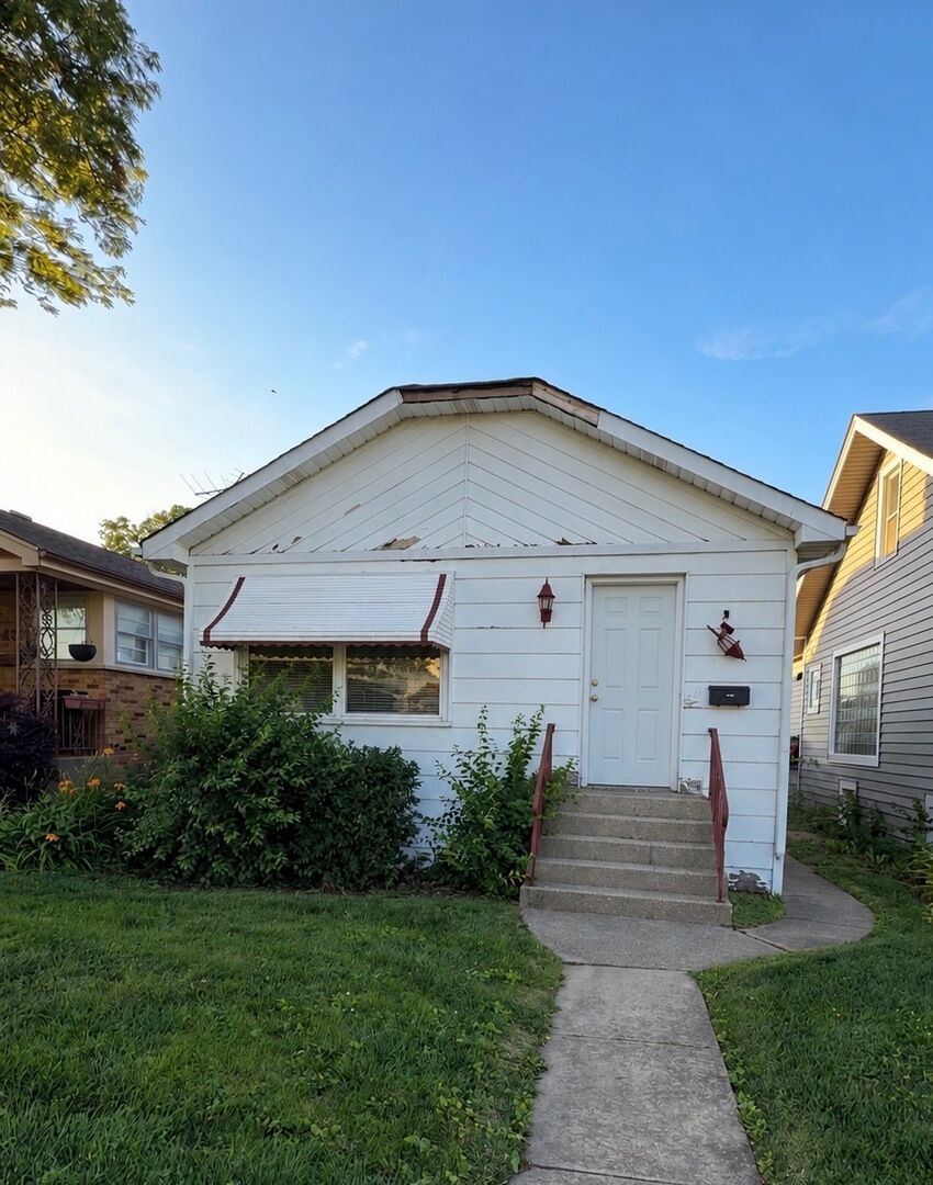 Property Photo:  8636 Palmer Street  IL 60171 