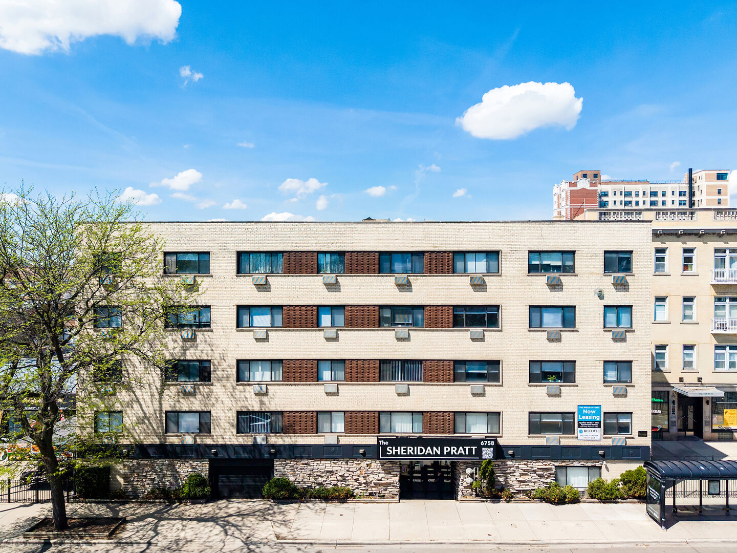 Property Photo:  6758 N Sheridan Avenue 541  IL 60626 