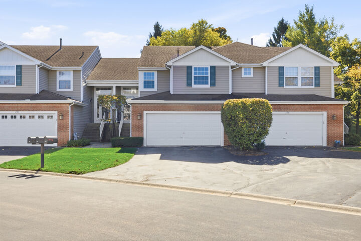 Property Photo:  267 Weather Hill Drive  IL 60527 