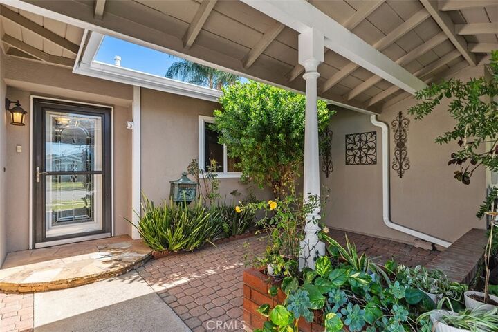 Property Photo:  18906 Acacia  CA 92708 