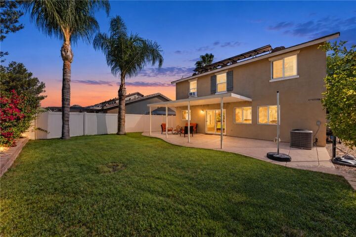 Property Photo:  702 Gloriosa  CA 92571 