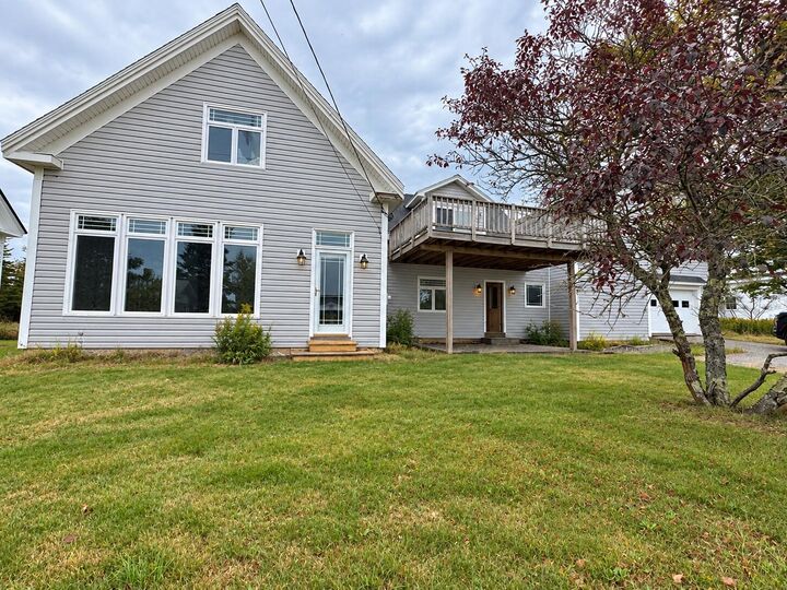 Property Photo:  27 Old House Point Road  ME 04649 