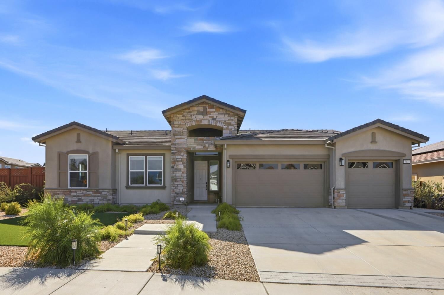 Property Photo: 313 S Adora CA 94561