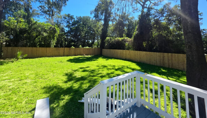Property Photo:  10521 Briarcliff Road E  FL 32218 