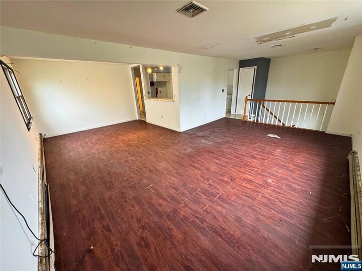 Property Photo:  43 Hope Street  NJ 07644 