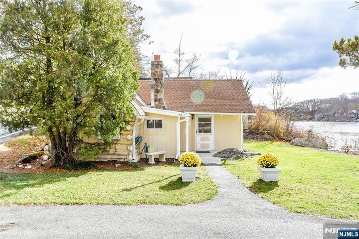 Property Photo: 213 Otterhole Road NJ 07480