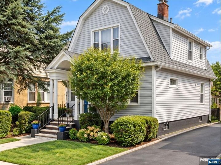 Property Photo:  86 Shaler Avenue  NJ 07022 