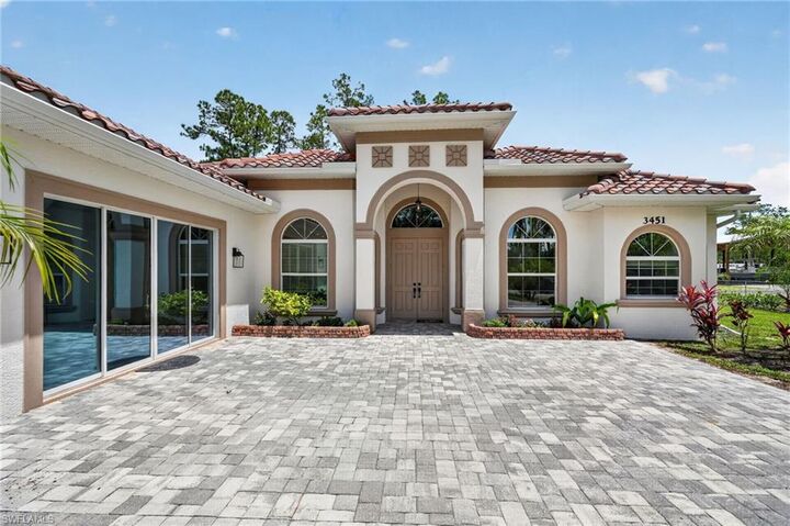 Property Photo:  3451 12th Ave SE  FL 34117 