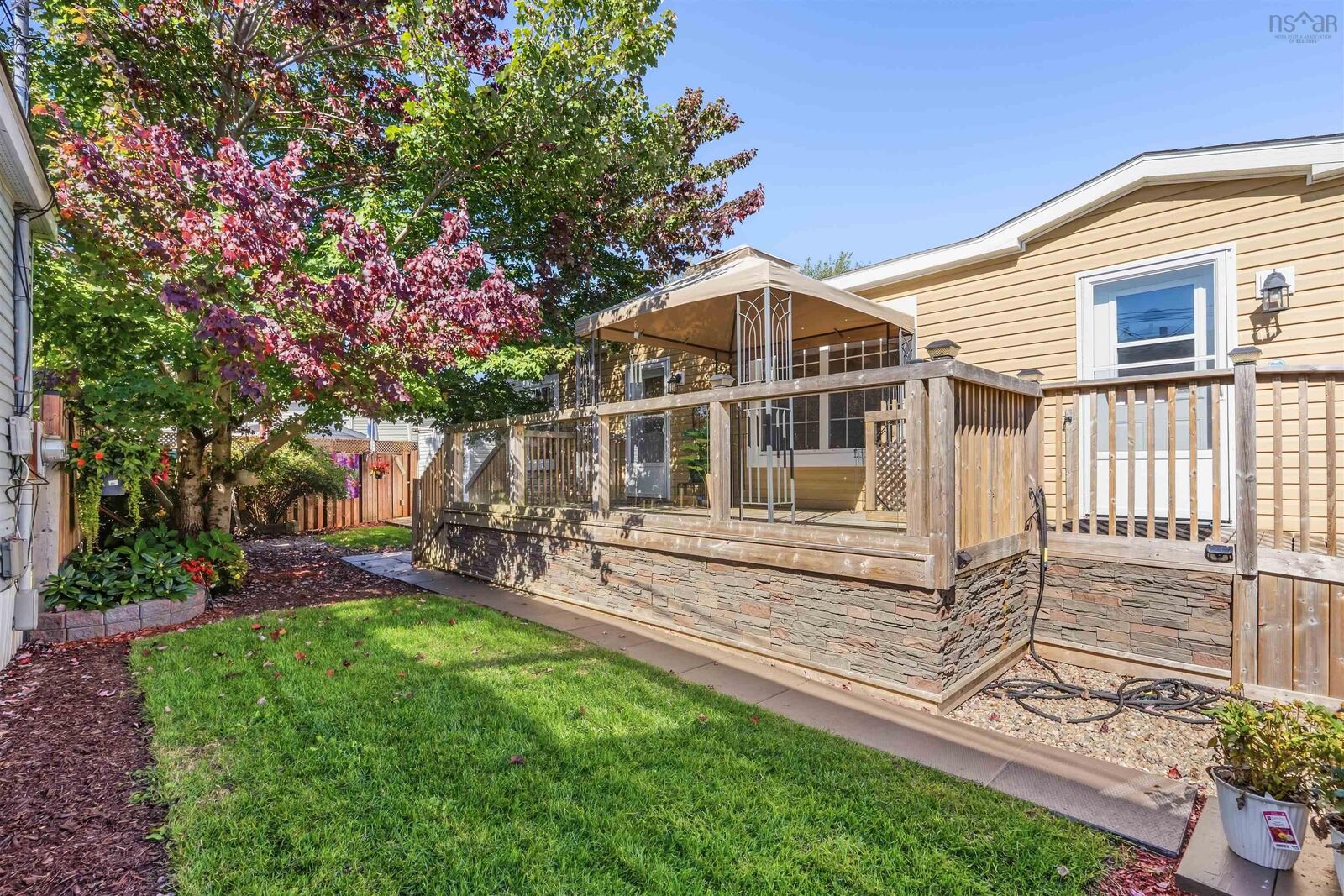 Property Photo:  549 Thorn Avenue  NS B4E 1P8 