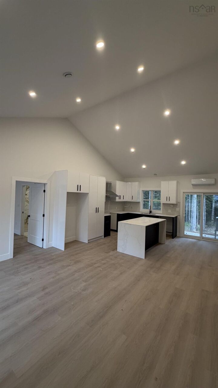 Property Photo:  83 Pinewood Drive  NS B0N 1Z0 