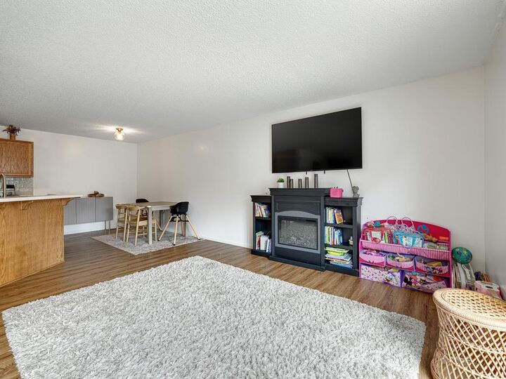 Property Photo: 336 Gironde Court MN 55125