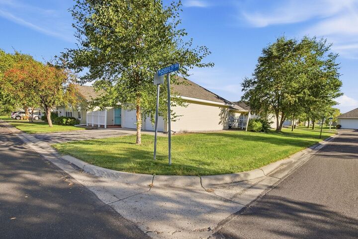 Property Photo: 1067 Blackbird Trail SW 8 MN 55350