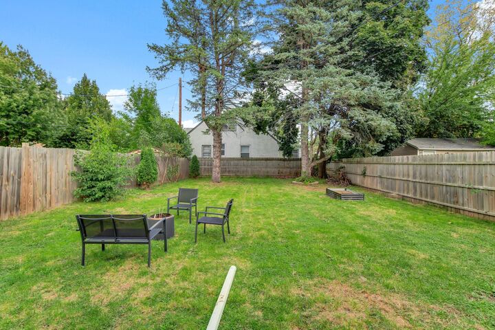 Property Photo:  1462 Hazelwood Street  MN 55106 