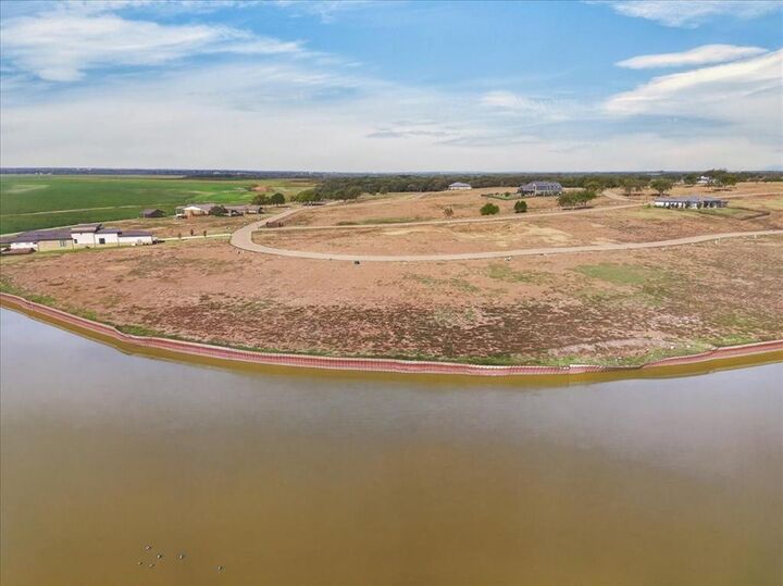 Property Photo: 1219 Beacon Shore TX 75143