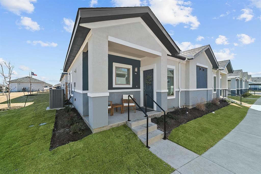 Property Photo:  1510 Hello  TX 75071 