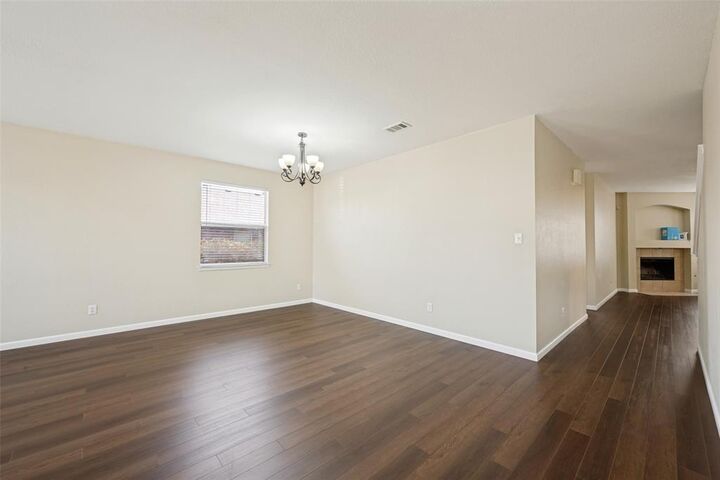 Photo de la propriété:  814 White Dove Drive  TX 76017 