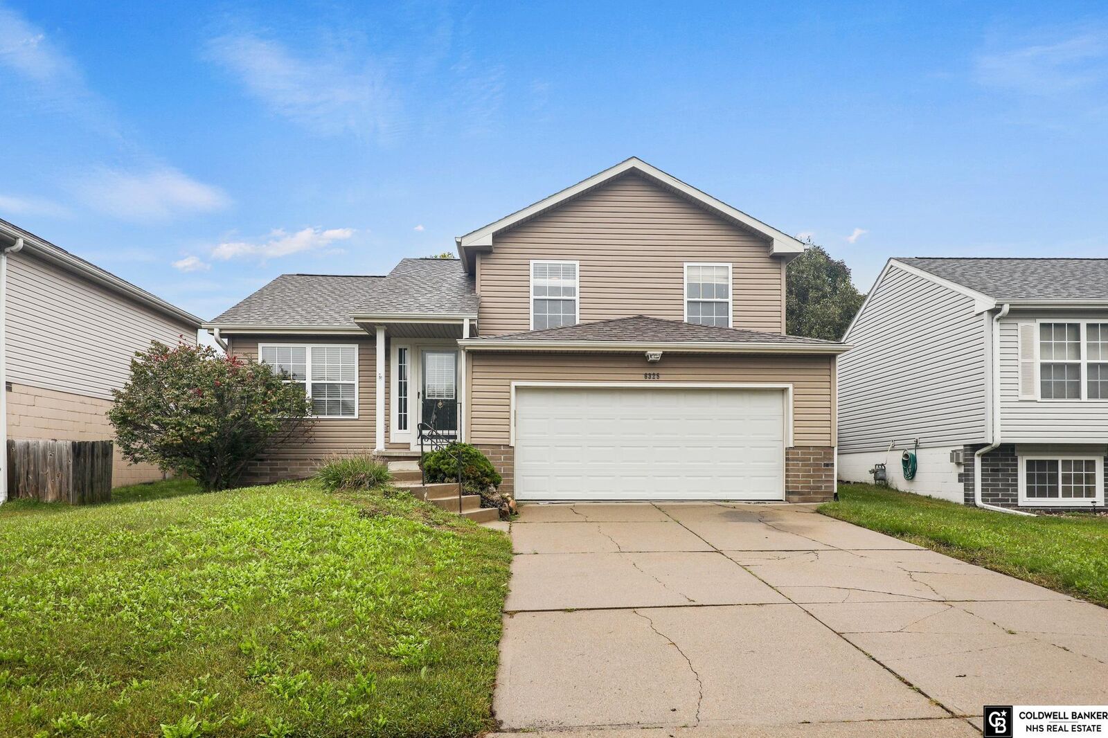 Property Photo: 6325 N 128th Street NE 68164