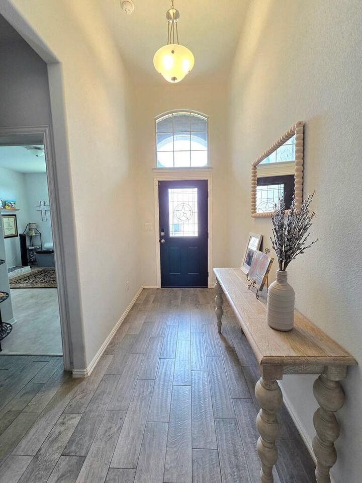 Property Photo:  1401 Laguna Meadows Trail  TX 79705 