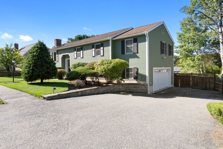 Property Photo:  8 College Lane  MA 01915 