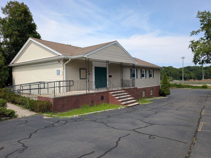 Property Photo:  136 Winn Street  MA 01803 