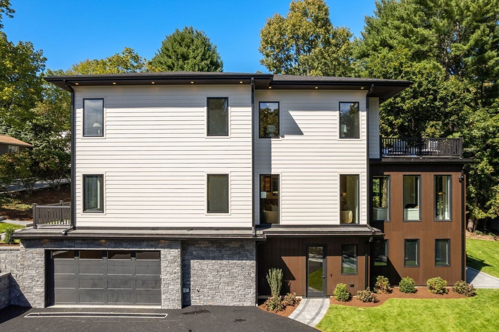 Property Photo: 30 Dorr Rd MA 02458