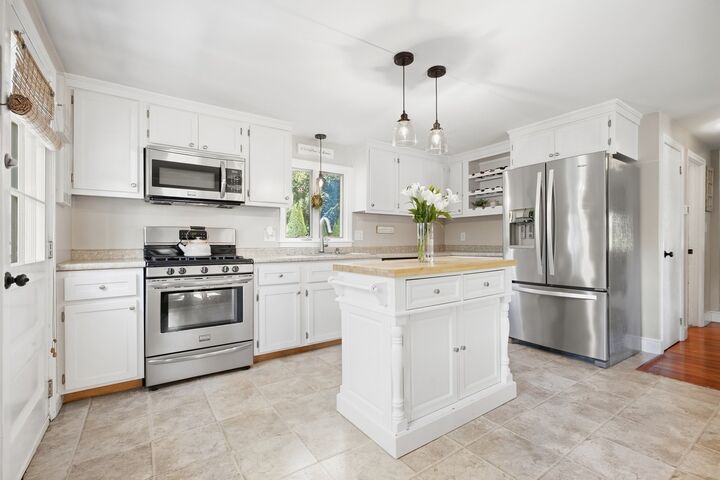 Property Photo:  27 Pickering Street  MA 01923 